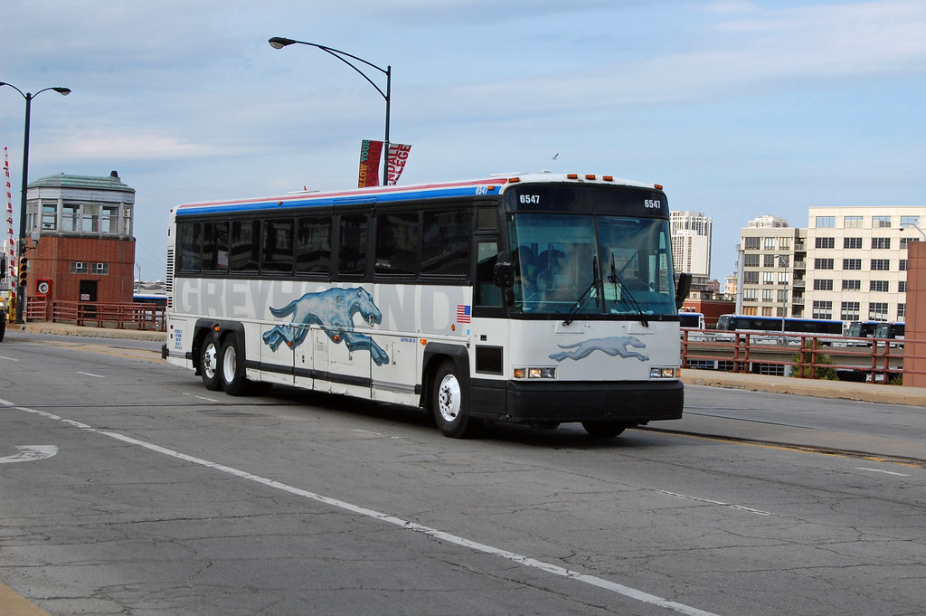 Greyhound 6547 Chicago mbernero Flickr