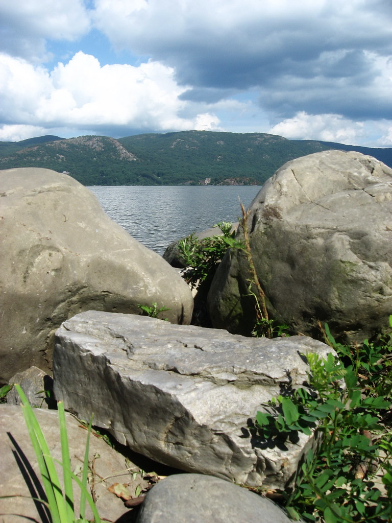 IMG_1766 Hudson River Kowawese Unique Area at Plum Point N… Flickr