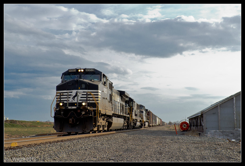 Unknown Train ID near Greencastle, PA Milnor Road. Cons… Flickr
