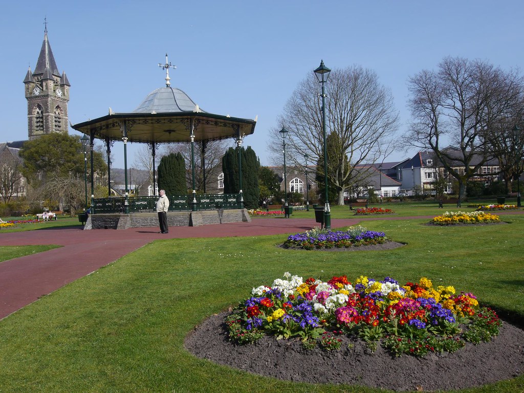 Victoria Gardens Neath 24th March 2012 (5) As seen on Chan… Flickr