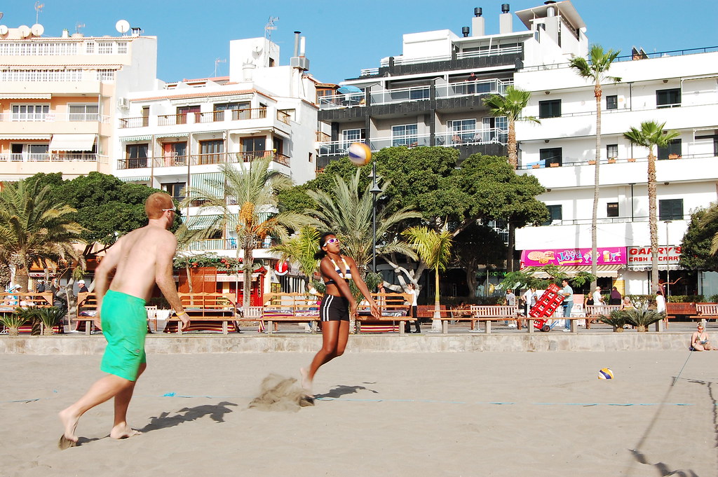 Tenerife Beach Volleyball Training Camps 2012 Thurka Silva… Flickr