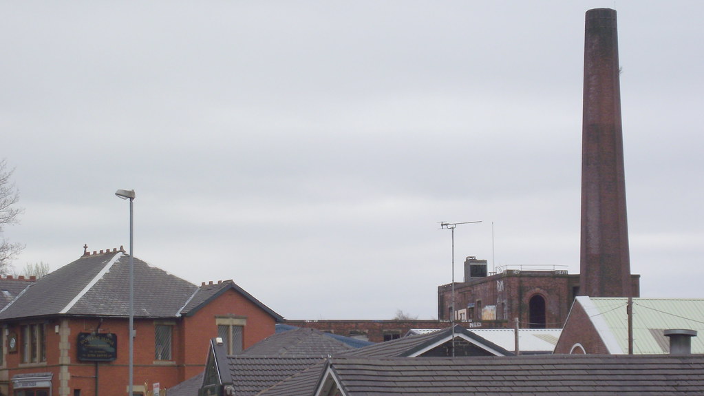 Chimney, Spotland Road, Rochdale Robert Wade (Wadey) Flickr