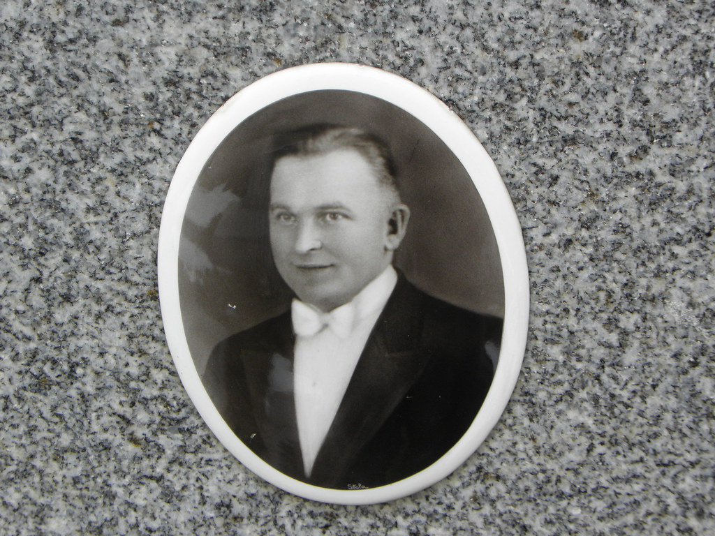 St. Casimir Cemetery, Alsip IL St. Casimir Cemetery, Alsip… Flickr