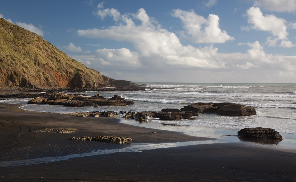 Sunset Beach, Port Waikato russellstreet Flickr