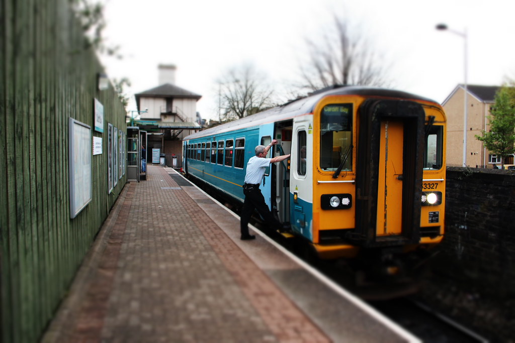 Cardiff Bay to Cardiff Queen Street, One mile shuttle trai… Flickr
