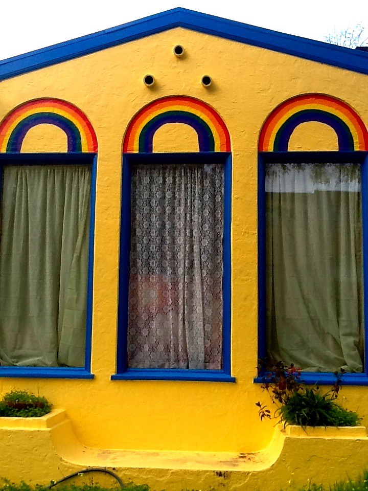 Yellow Rainbow House near the Center for Digital Storytell… Flickr