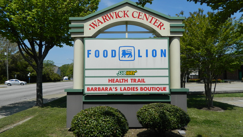 Warwick Center sign Warwick Center (137,023 square feet) 1… Flickr