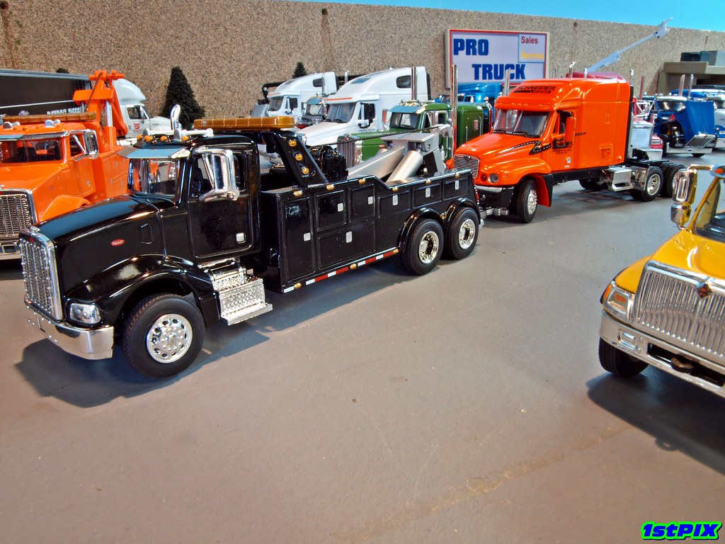 PRO Truck Sales & Service A Schneider National Freightline… Flickr