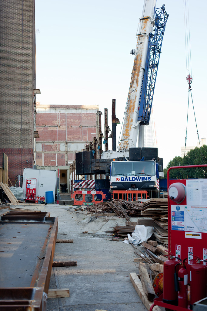 Tate Modern construction Looks like the Tate Modern extens… Flickr