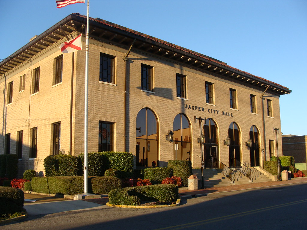 Jasper, Al. City Hall 2010 Population14,352 Flickr