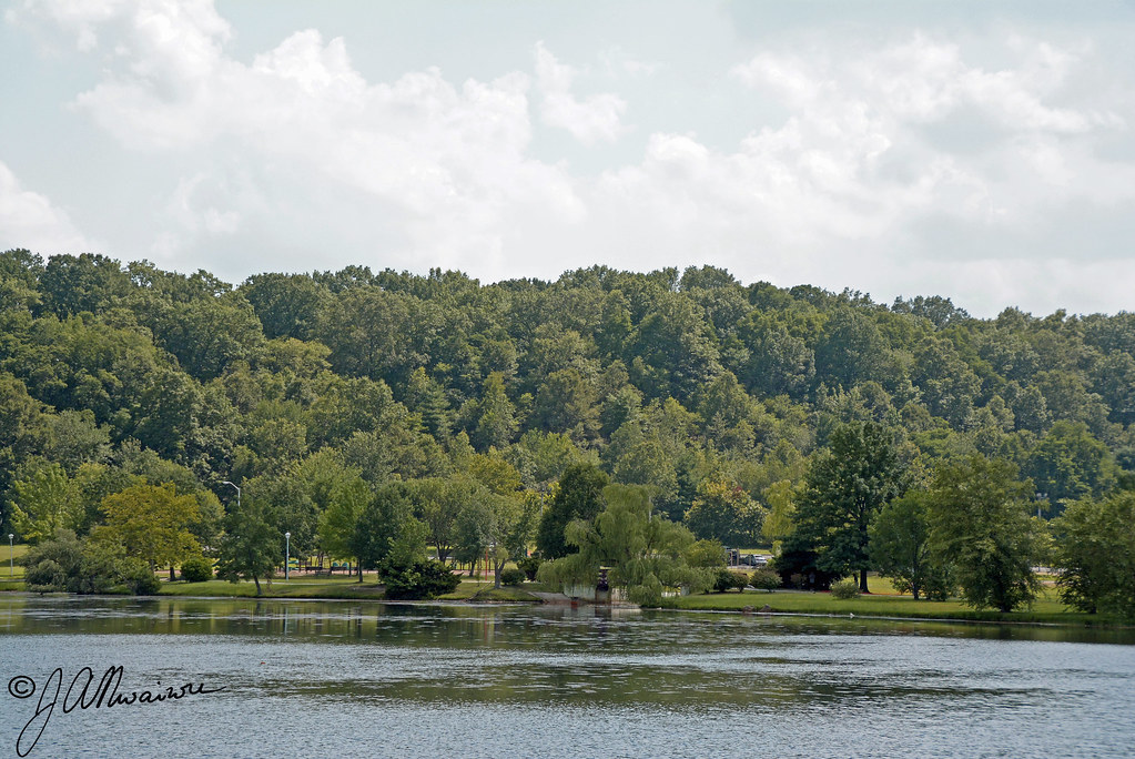 Sayreville Park landscape A great view of the park in New … Flickr