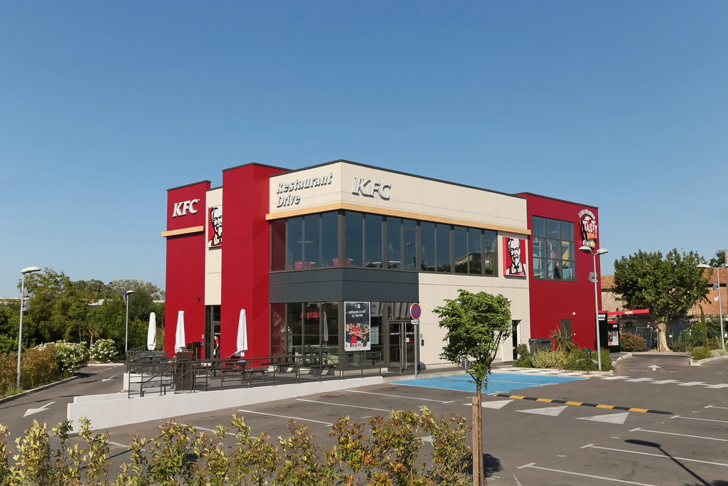 KFC Arles Fourchon (France) This restaurant is located in … Flickr