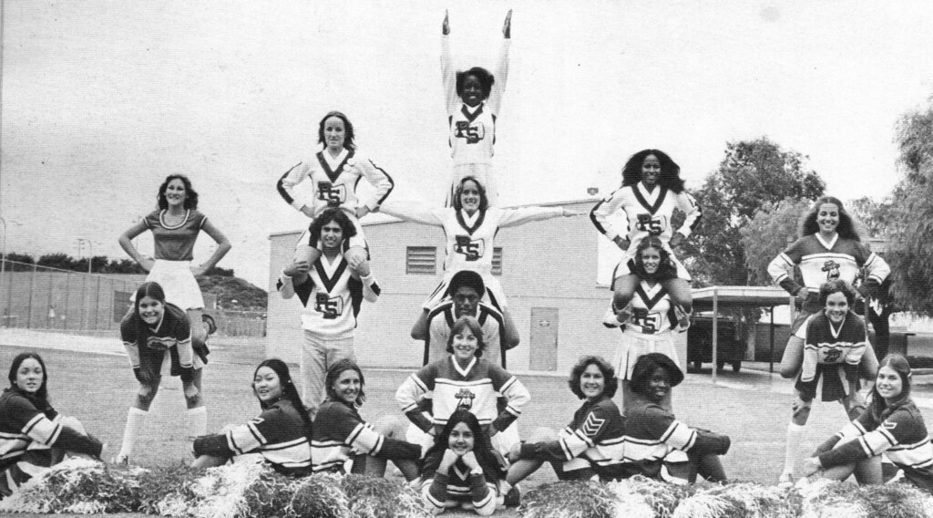 Palm Springs High School Cheerleaders 1977 in PS Californi… Flickr