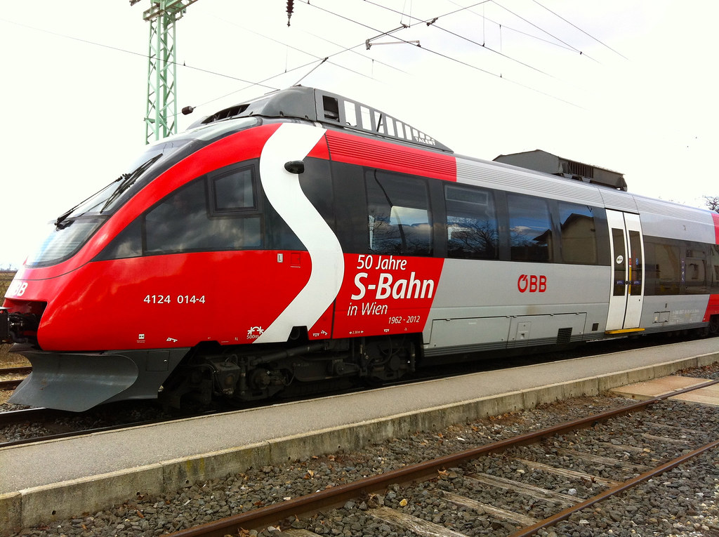 Vienna SBahn Train 1 Andrew Nash Flickr
