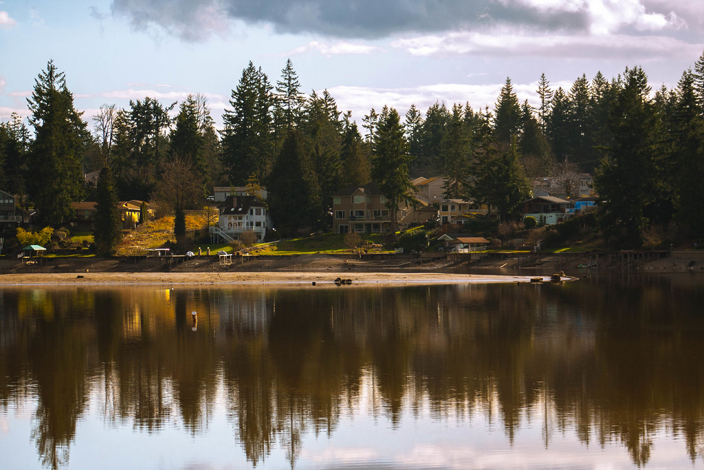 Lake Tapps during Winter Lake Tapps (drained for the Winte… Flickr