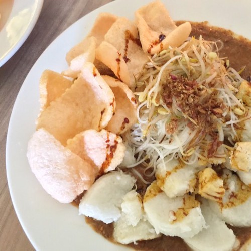 ketoprak nasi goreng ayam kafebetawi malbaligaleria kaf… Flickr