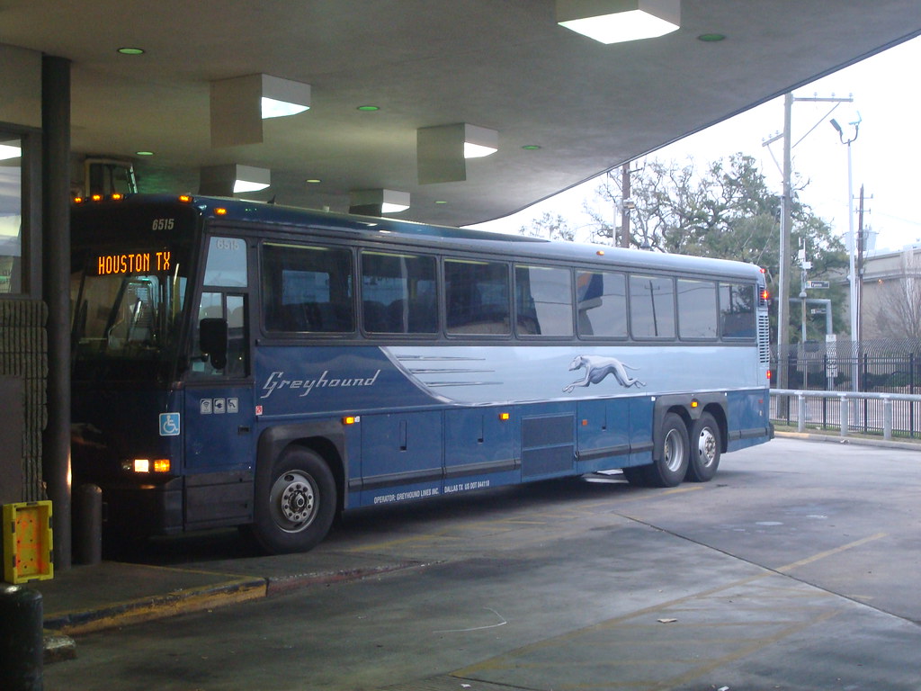 Greyhound 6515 MCI Houston,TX. Fred Reutzel Flickr