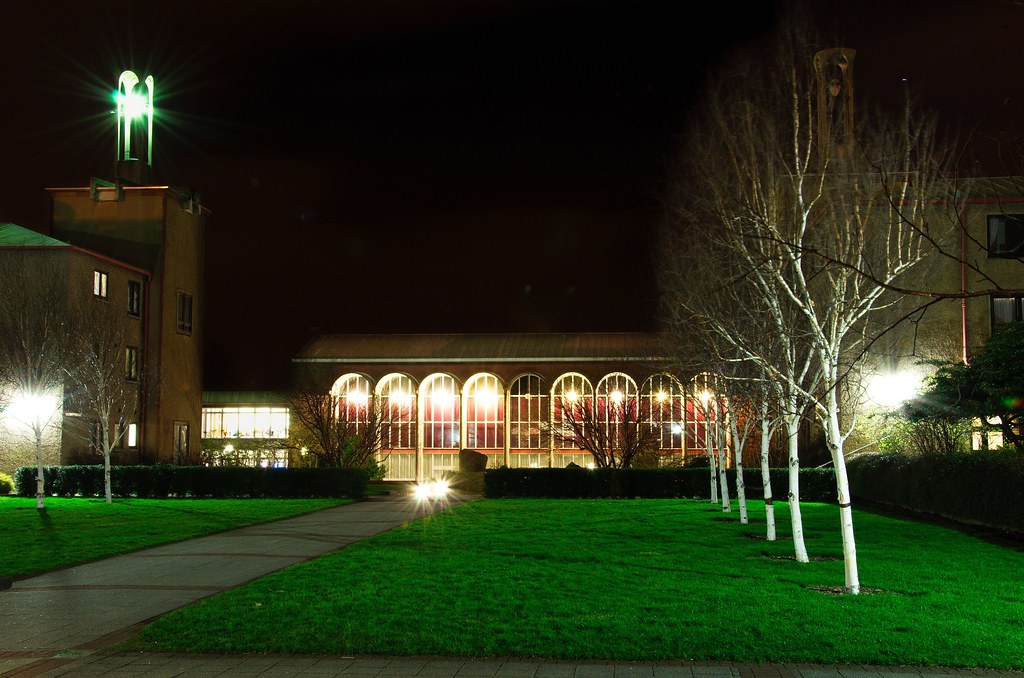 South Hall, Pollock Halls on the way home Magnus Hagdorn Flickr