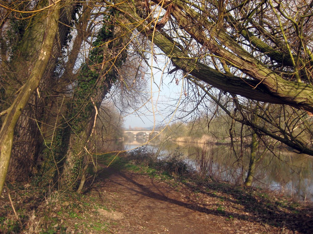 BurtononTrent Riverside Walk Washlands to Riverside Hotel, Branston
