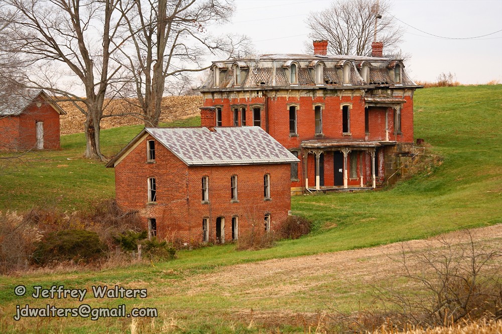 Mudhouse Mansion A large abandoned house a few miles east … Flickr