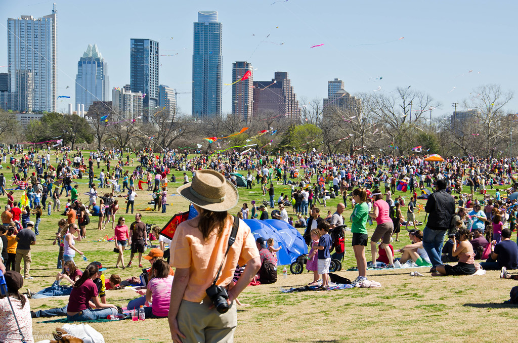 213/365 Zilker Kite Festival The Zilker Park Kite Festiva… Flickr