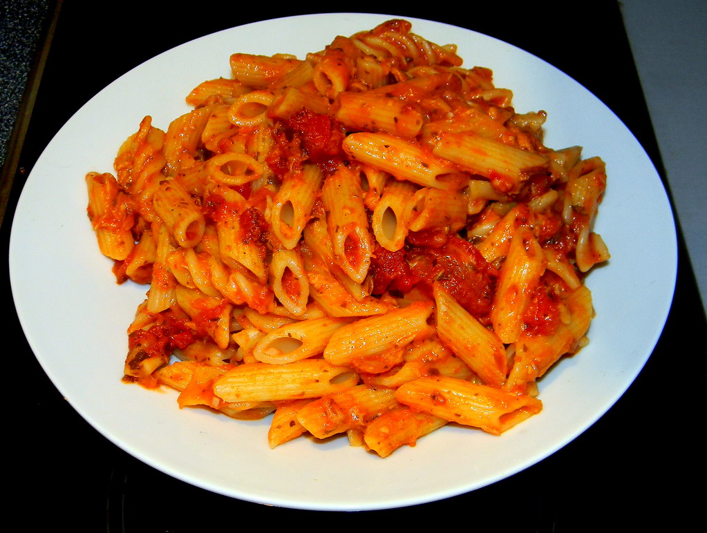 Pasta with tomato sauce Tuna cooked 13th March 2012 137.0… Flickr