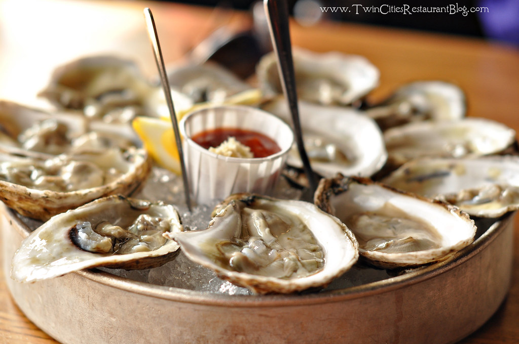 Blue Point Oysters at Stella's Fish Cafe Minneapolis, MN… Flickr