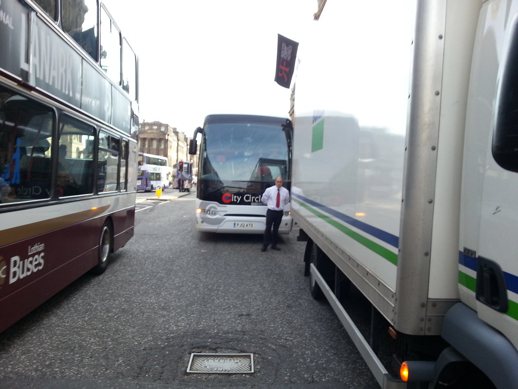 20150820_091059 Ross Kemp has a summer job driving coaches… Juan