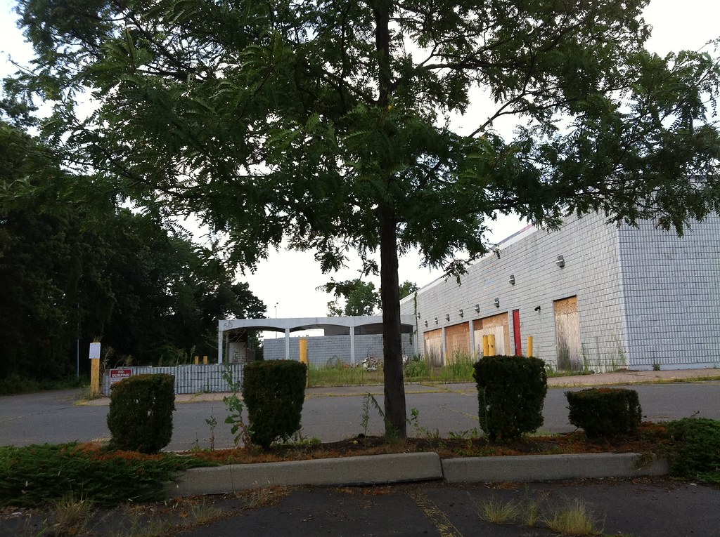 Kmart Spencer St Manchester, CT Mike Kalasnik Flickr