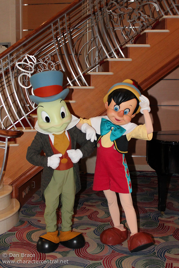 Meeting Pinocchio and Jiminy Cricket Disney Magic Eastern … Flickr