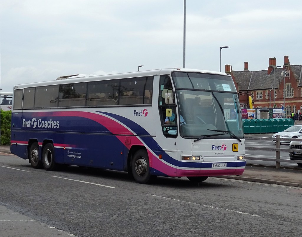 First Worcester 20102 T702JLD West Mids Bus Pics Flickr