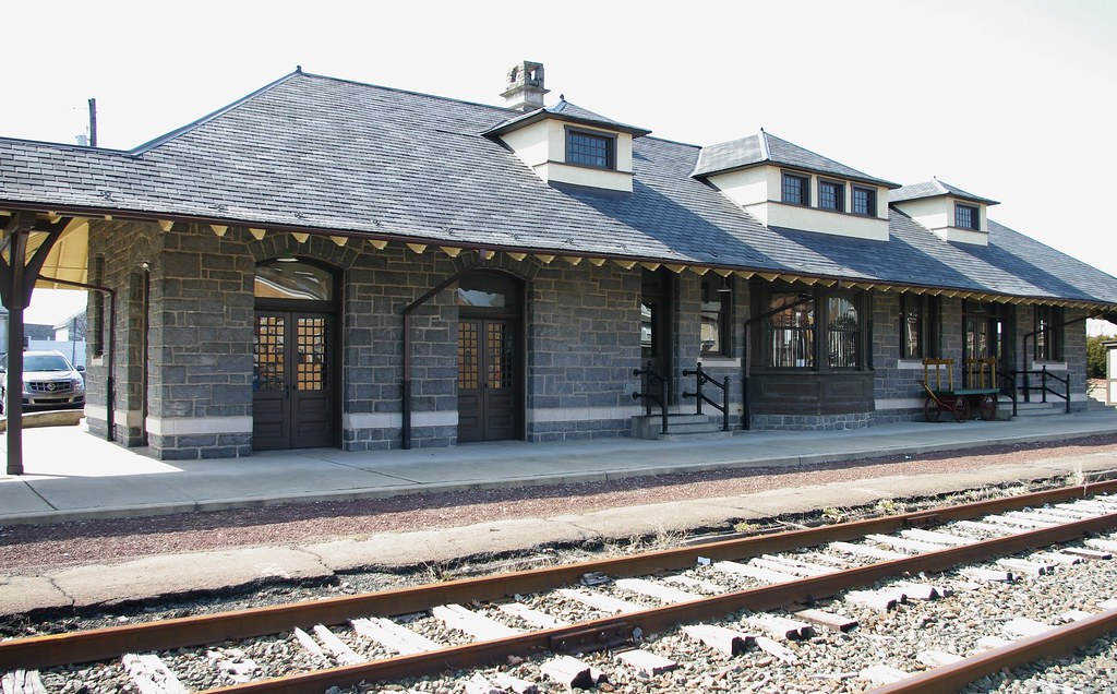 Quakertown, PA train station Built in 1902 by the Reading … Flickr