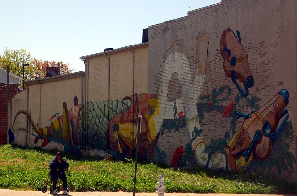 Mural on Hull Work in progress on G40 Mural on Hull Street… Flickr