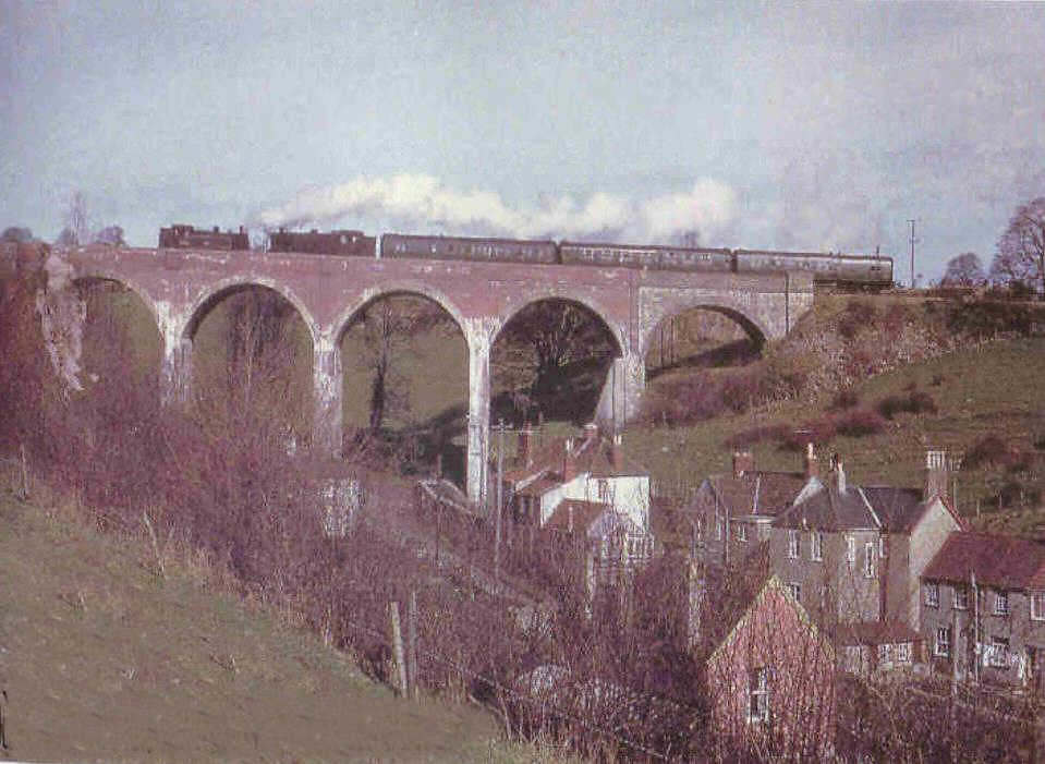 last train over Waterloo road viaduct 1966 Shepton Mallet,… Flickr