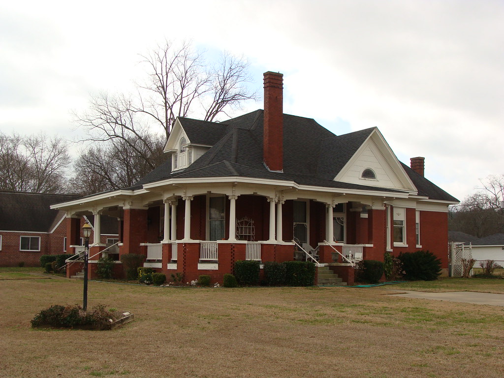 Piedmont, Al. House This beauty is on corner of Memorial D… Flickr