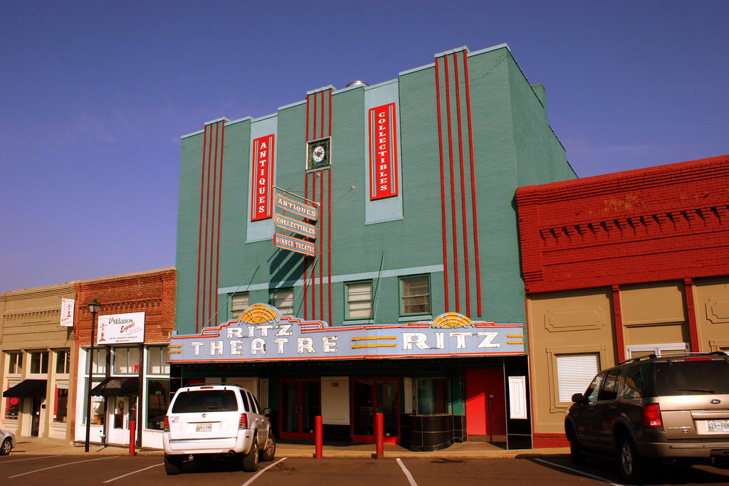 Ritz Theater Covington, TN This well maintained art deco… Flickr