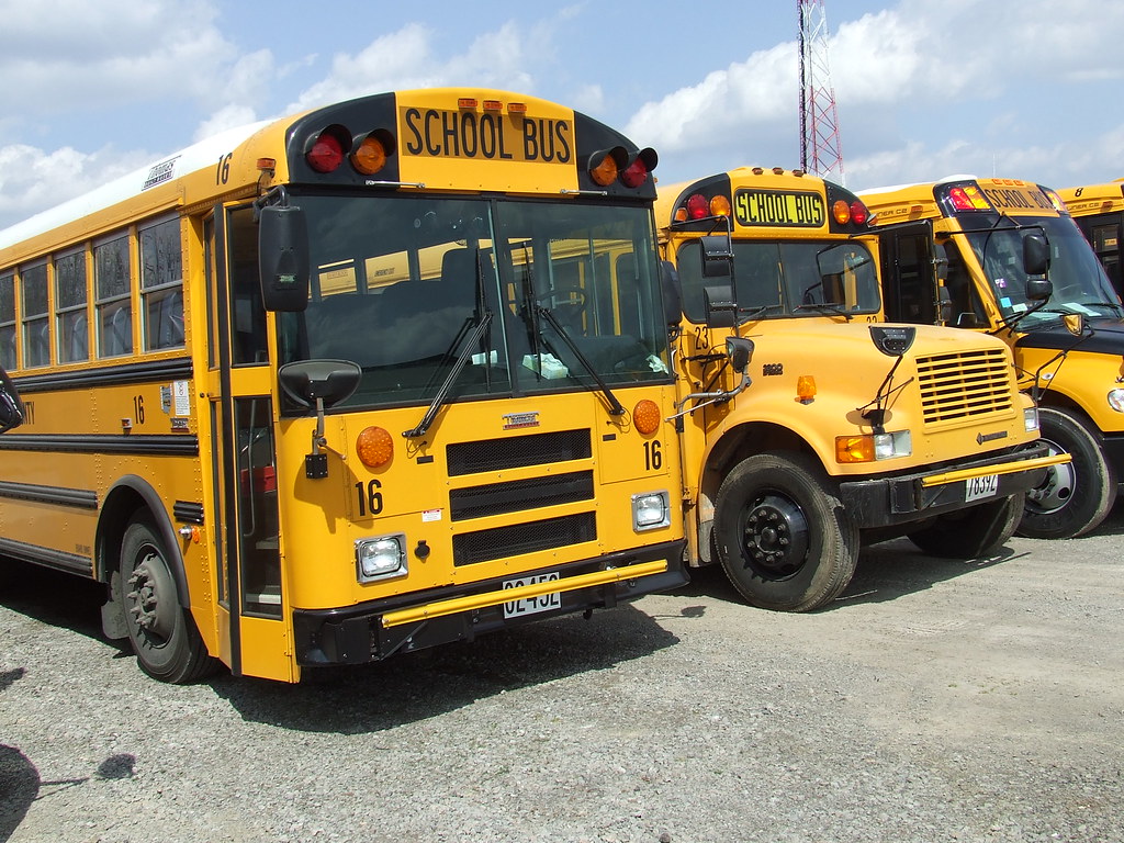 DSCF7513 Howland Local Schools buses 16 & 23; Myers Equipm… Flickr