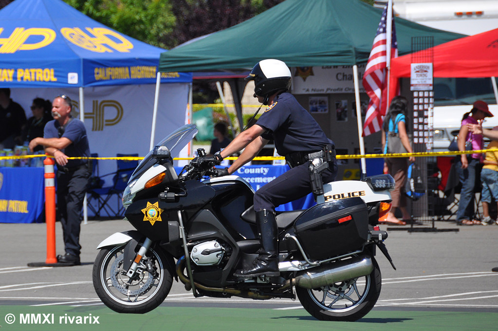 353 Roseville Safety Day Roseville PD That's one way to … Flickr