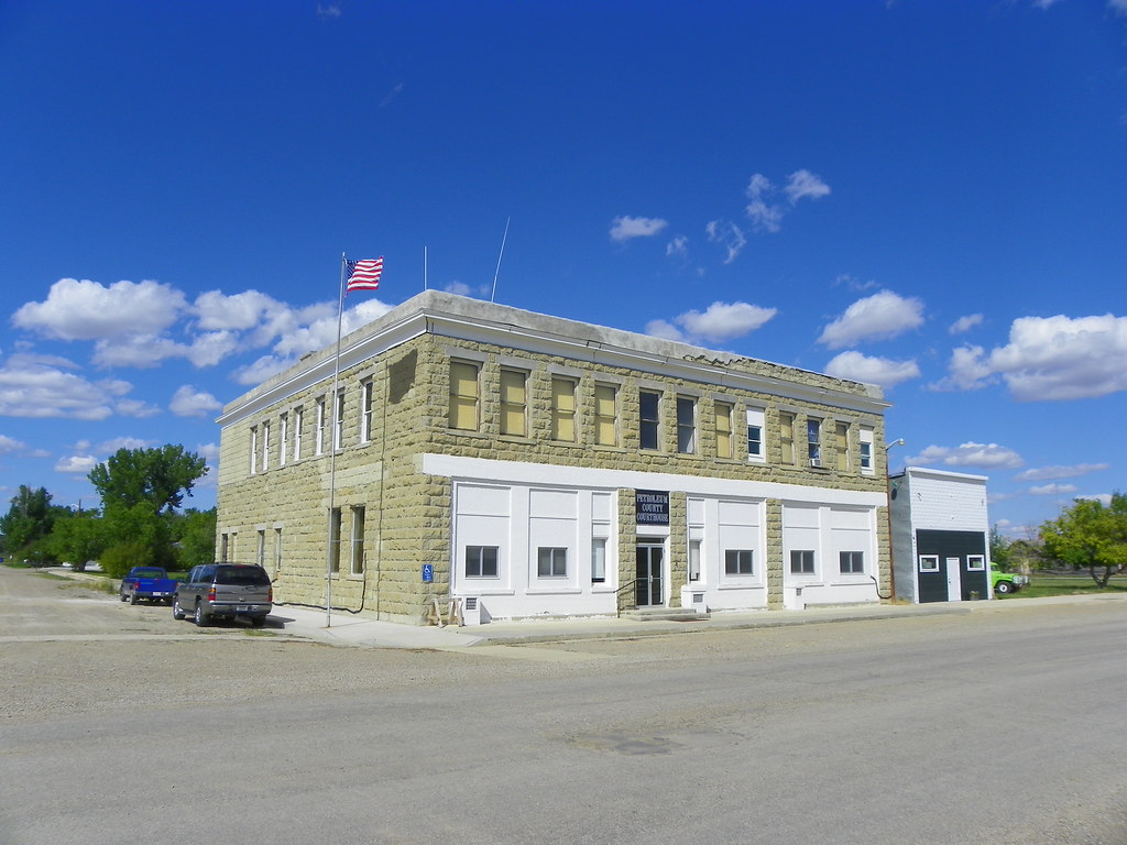 Petroleum County Courthouse a photo on Flickriver