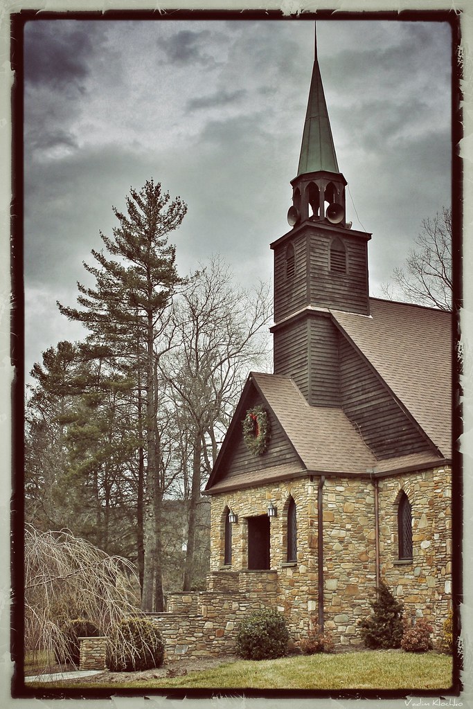 Crossnore, North Carolina The Sloop Chapel with a Ben Long… Flickr
