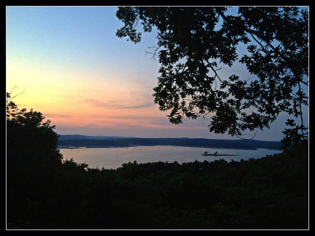Cranfield Bay at Dusk Lake Norfork Mountain Home, Arkans… Flickr