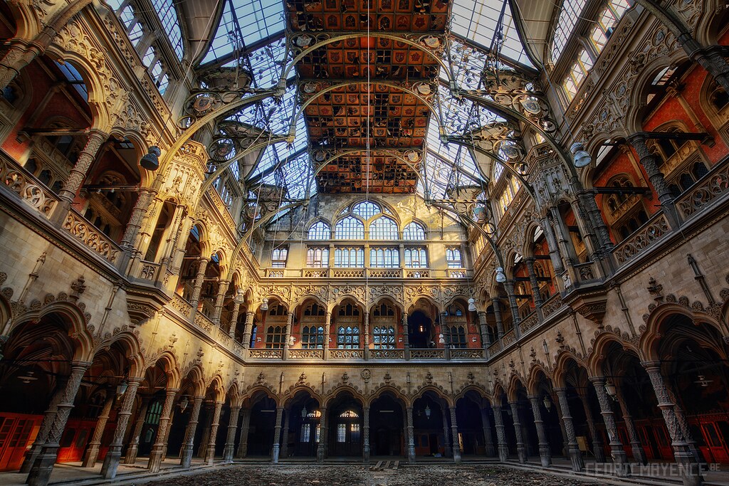 Chambre du Commerce (BE) My Facebook 500px Best view on bl… Flickr