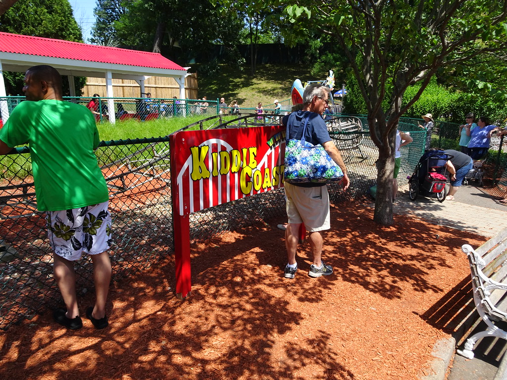 Kiddie Coaster, Lake Compounce Martin Lewison Flickr