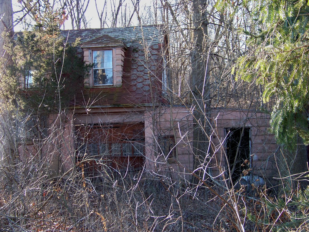 Goshen Abandonment A small abandoned house near Goshen, NY… Richard