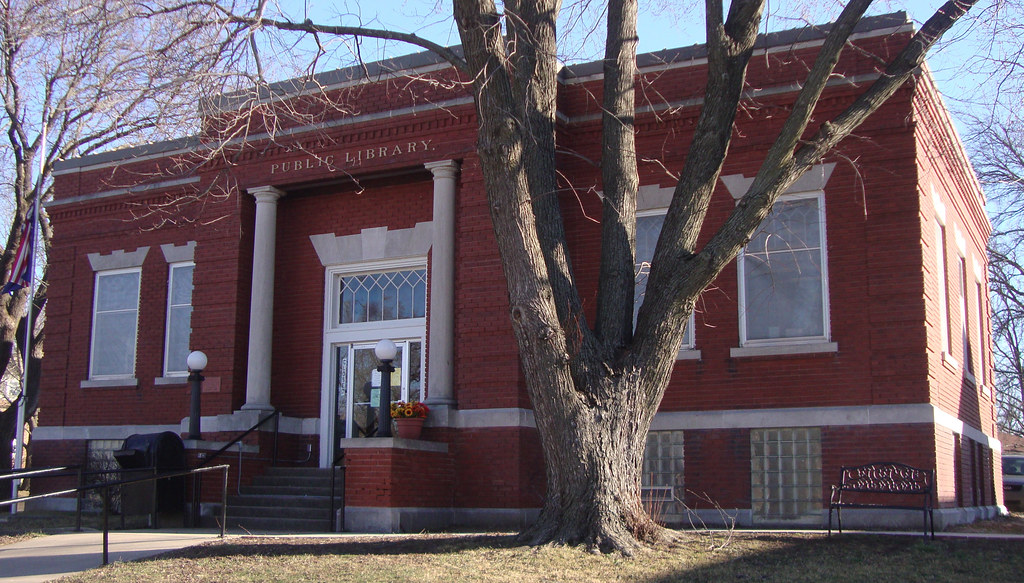 Carnegie Library (Cherryvale, Kansas) Built in 1913 using … Flickr