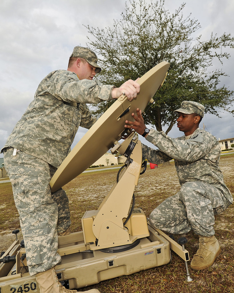 151st AB assembles VSAT satellite Army National Guardsmen … Flickr