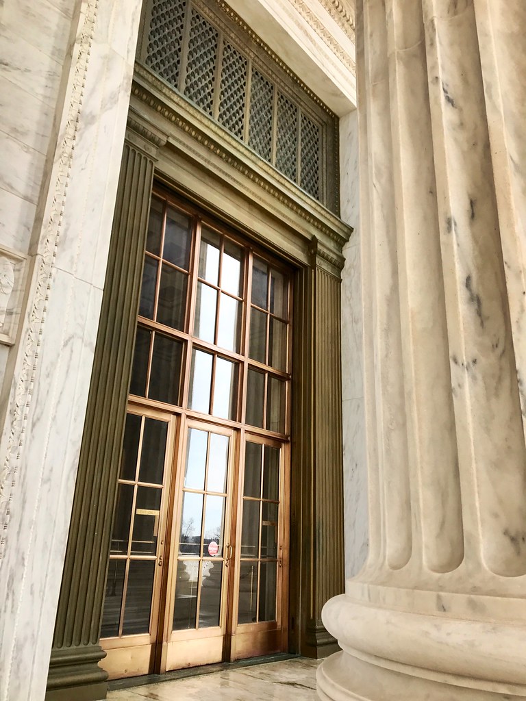Entryway, U.S. Supreme Court The bronze door of the main e… Flickr