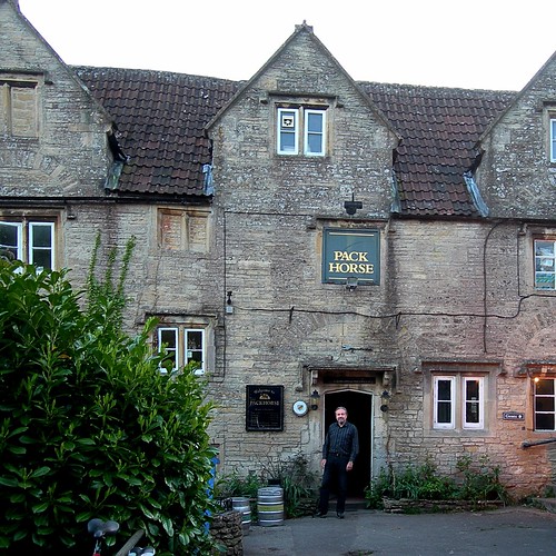 The "Pack Horse" at South Stoke the final evening as a p… Flickr