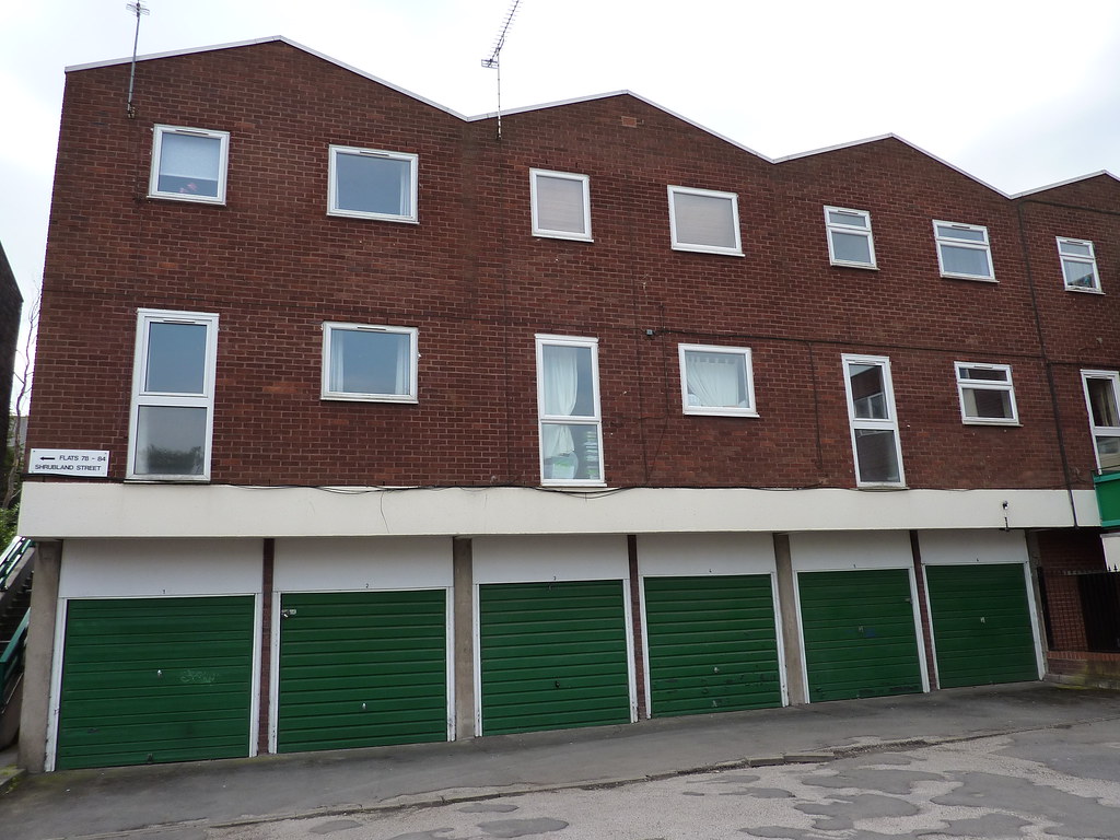 Charles Gardner Road, south Leamington A block of council … Flickr