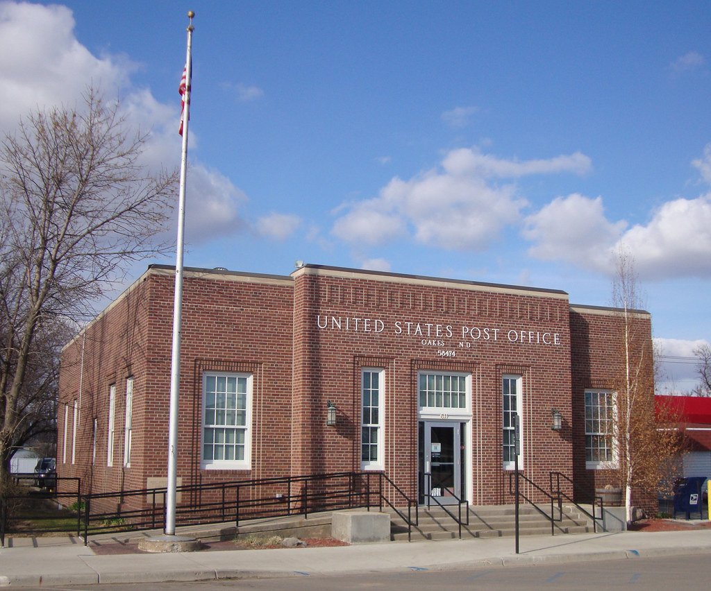 Post Office 58474 (Oakes, North Dakota) Built in 1934, thi… Flickr